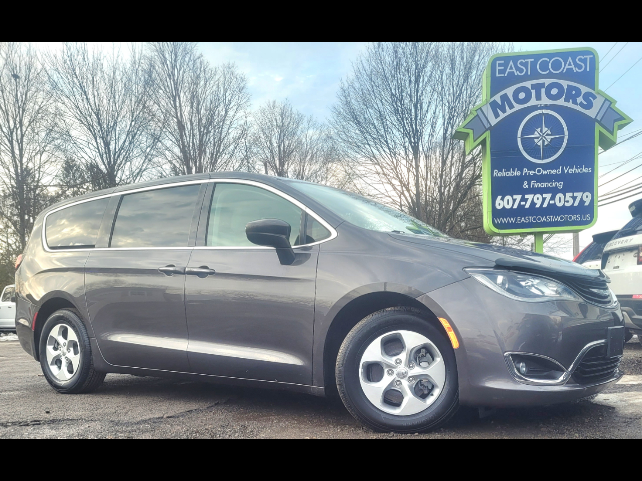 2017 Chrysler Pacifica Hybrid Touring Plus FWD
