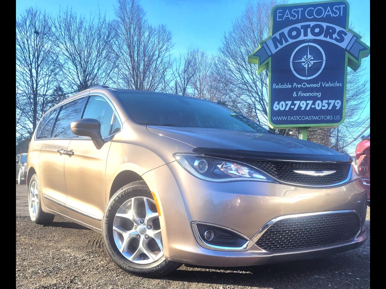 2017 Chrysler Pacifica Touring-L FWD