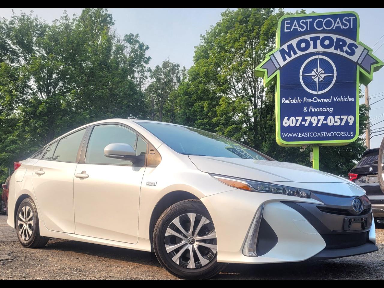 2022 Toyota Prius Prime Limited (Natl)