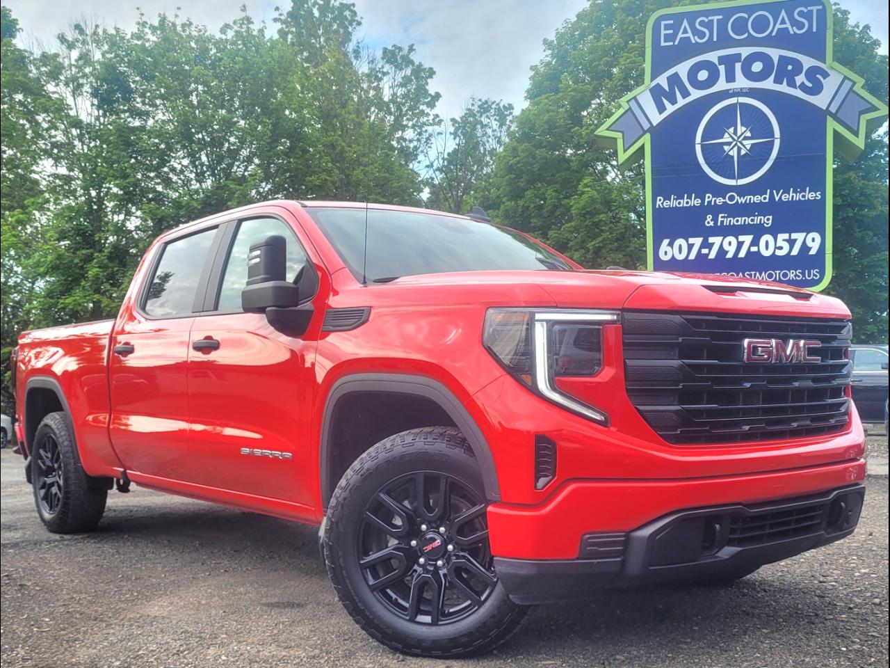 2024 GMC Sierra 1500 4WD Crew Cab 157" Pro