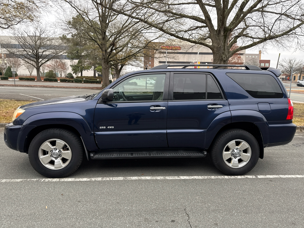 Toyota 4Runner SR5 4D SUV 4X4 V6 2007