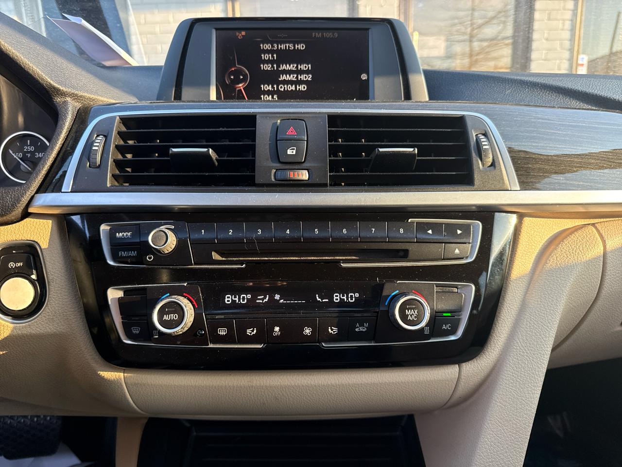 BMW 3-Series 320i Sedan 2017