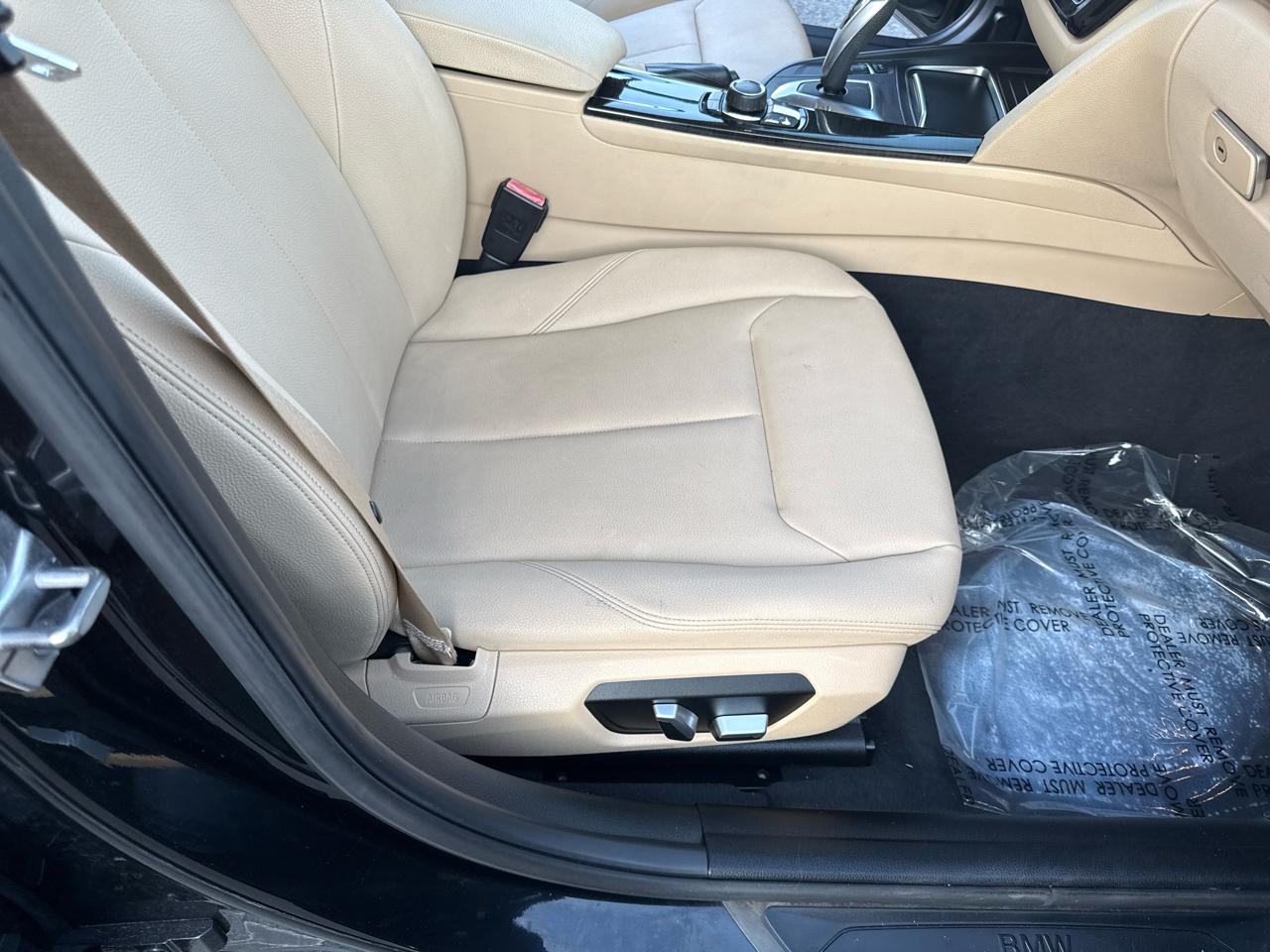 BMW 3-Series 320i Sedan 2017