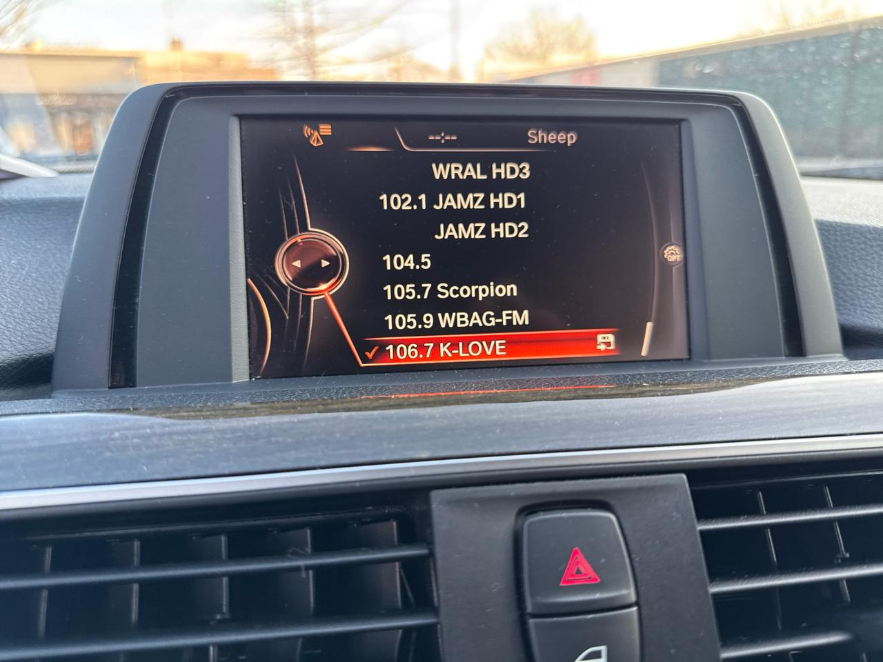 BMW 3-Series 320i Sedan 2017