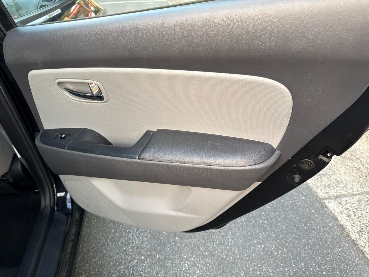 Hyundai Elantra SE 2010
