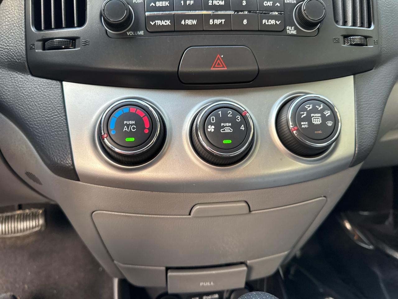 Hyundai Elantra SE 2010