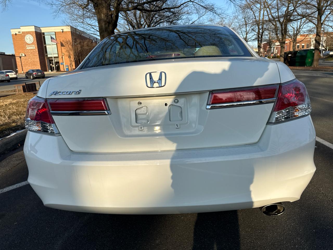 Honda Accord LX sedan AT 2012