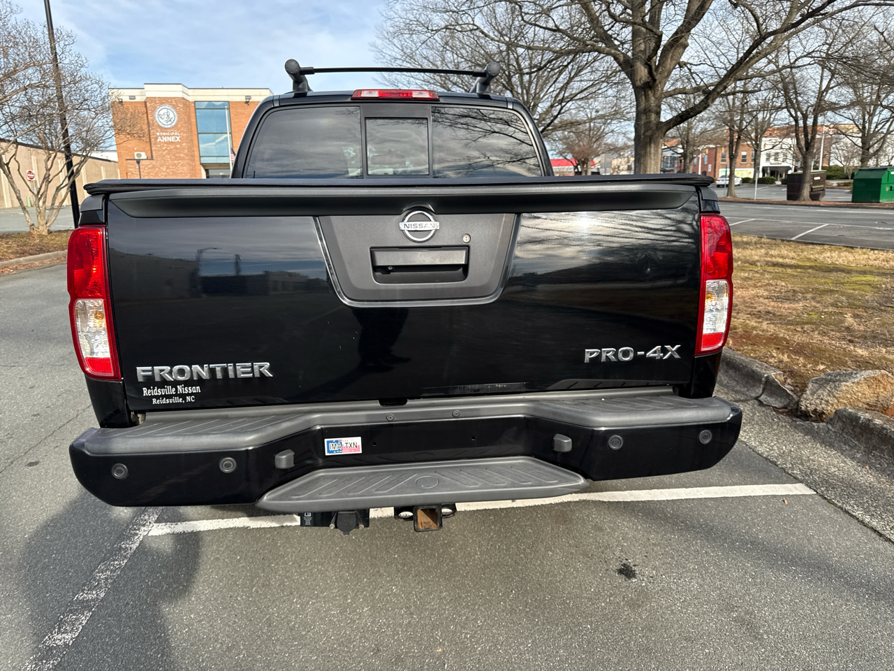 Nissan Frontier PRO-4X Crew Cab 5AT 4WD 2017