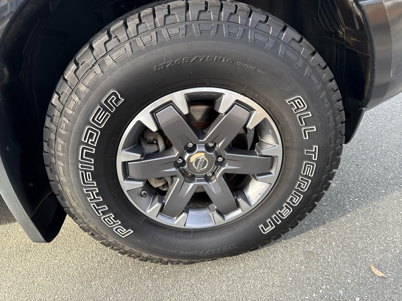 Nissan Frontier PRO-4X Crew Cab 5AT 4WD 2017