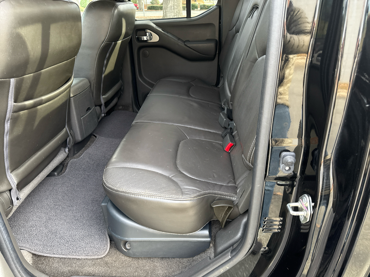 Nissan Frontier PRO-4X Crew Cab 5AT 4WD 2017