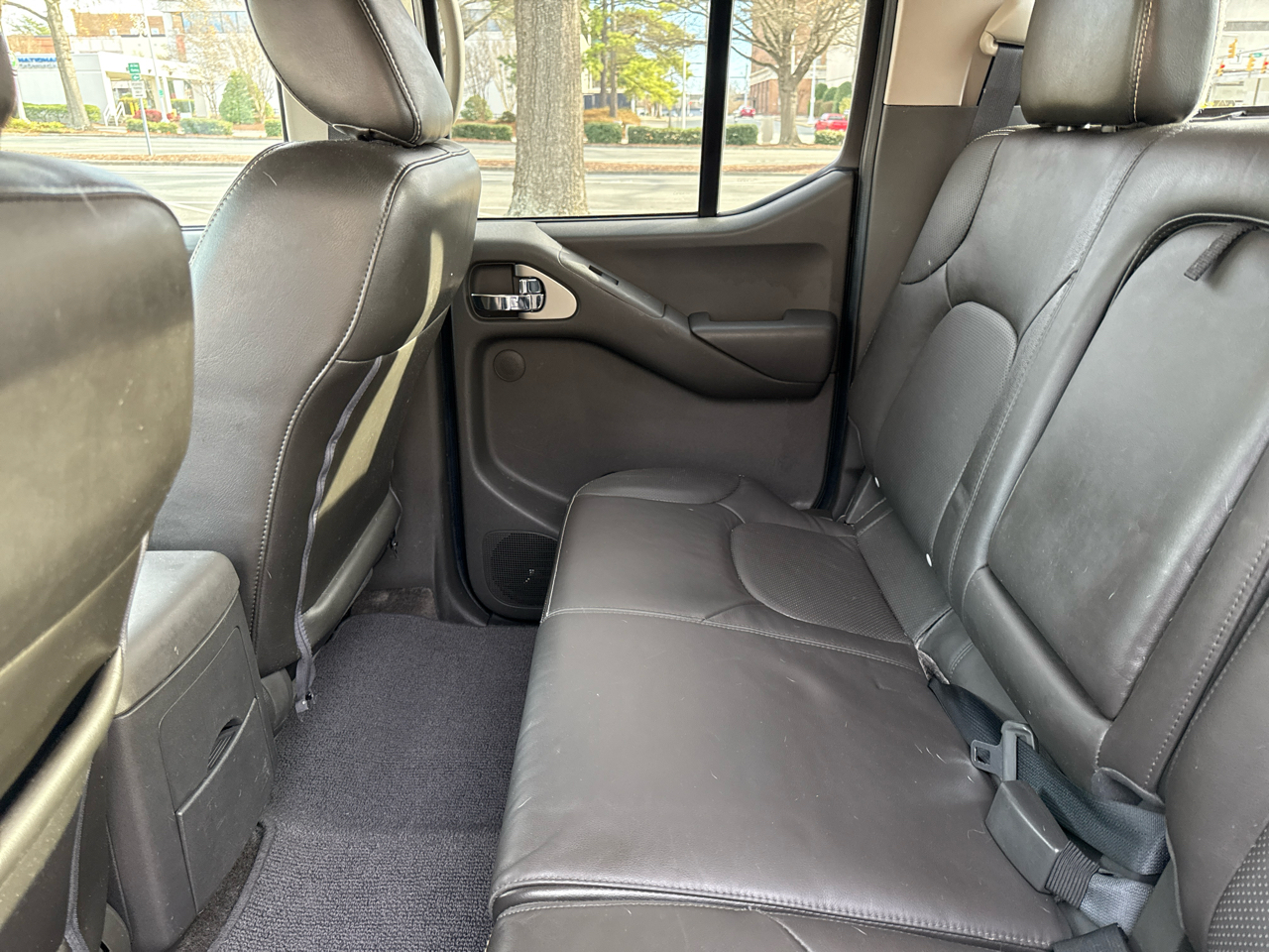 Nissan Frontier PRO-4X Crew Cab 5AT 4WD 2017