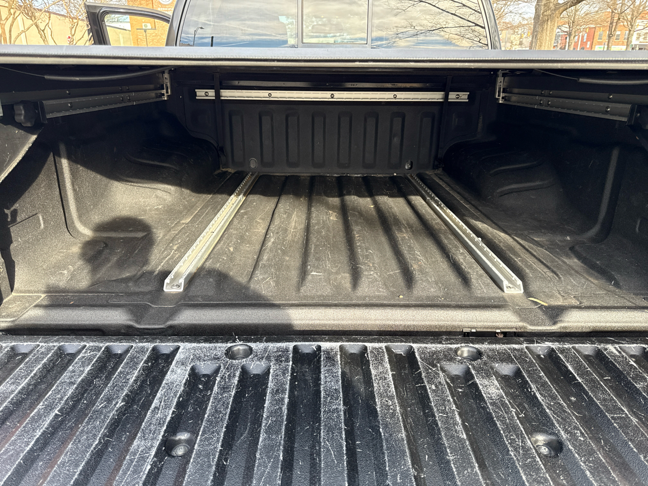 Nissan Frontier PRO-4X Crew Cab 5AT 4WD 2017