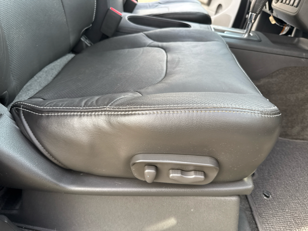 Nissan Frontier PRO-4X Crew Cab 5AT 4WD 2017