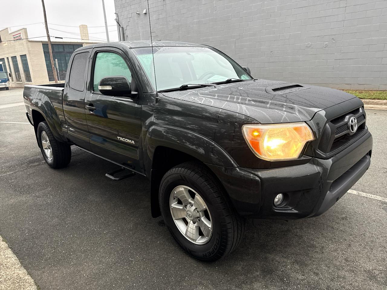 Toyota Tacoma PreRunner Access Cab V6 5AT 2WD 2014