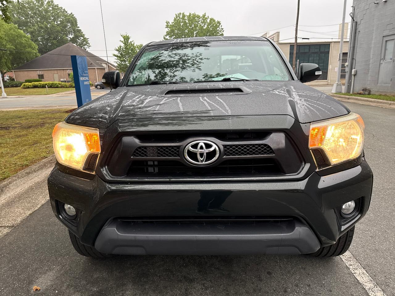 Toyota Tacoma PreRunner Access Cab V6 5AT 2WD 2014