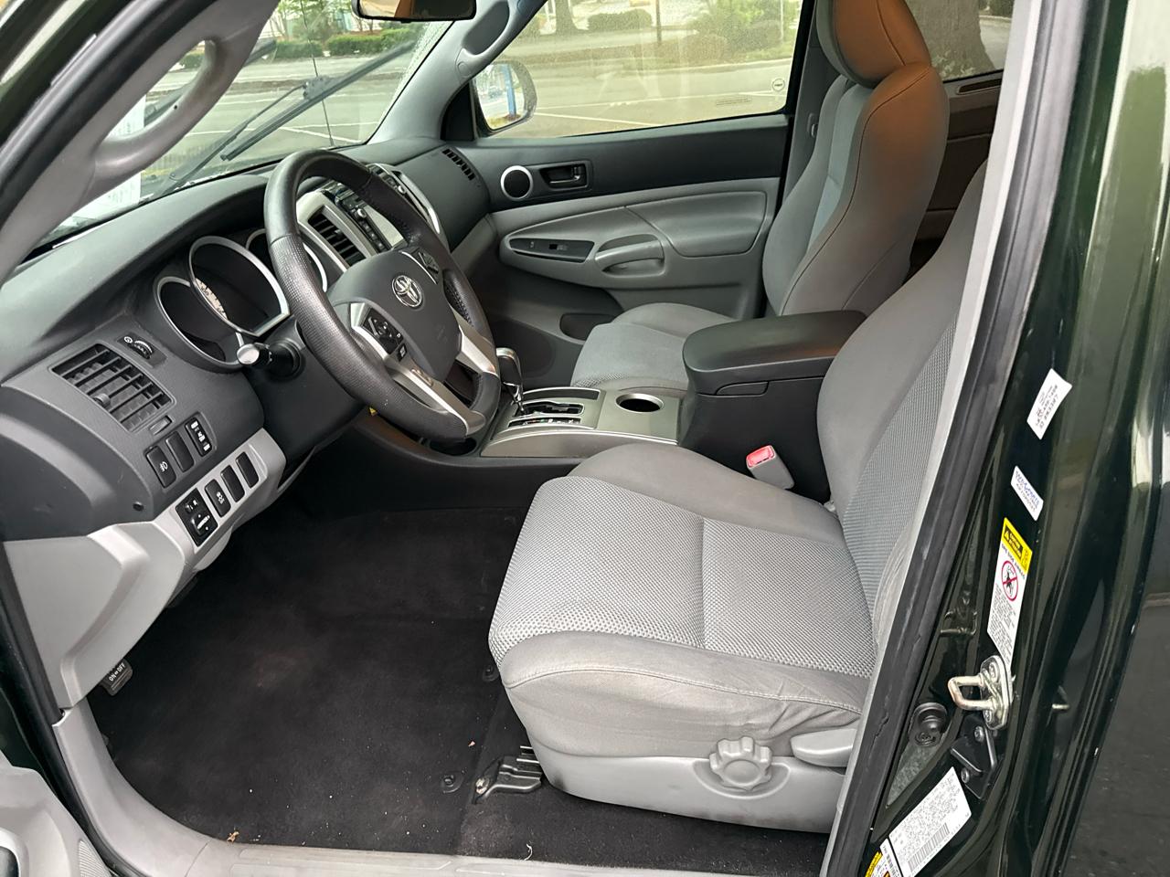 Toyota Tacoma PreRunner Access Cab V6 5AT 2WD 2014