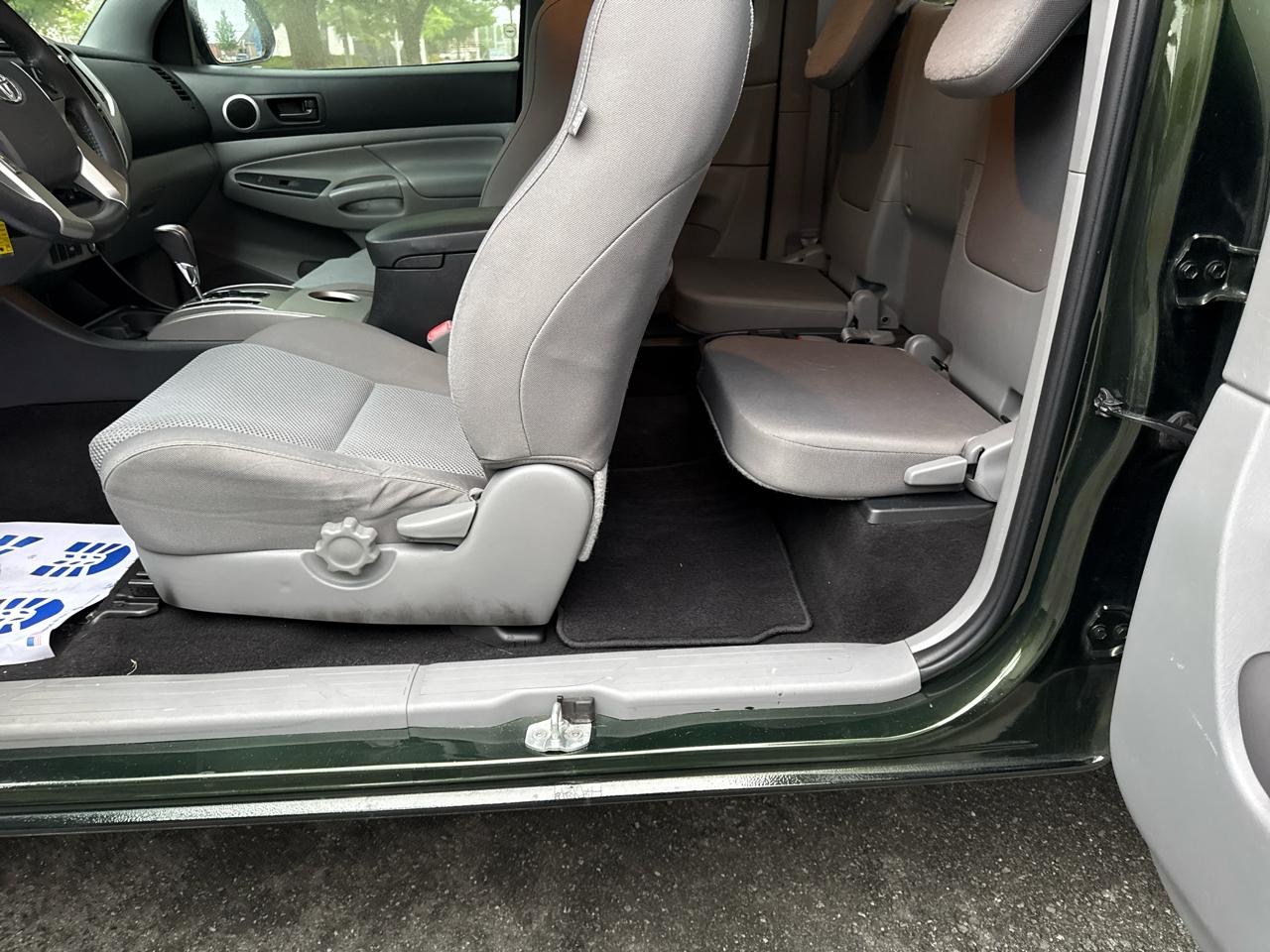 Toyota Tacoma PreRunner Access Cab V6 5AT 2WD 2014