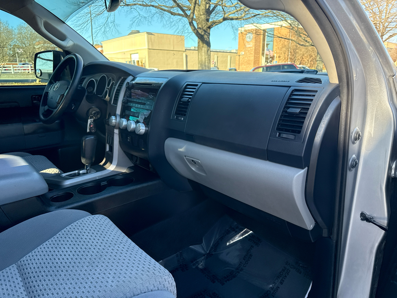 Toyota Tundra Tundra-Grade CrewMax 4.6L 2WD 2012