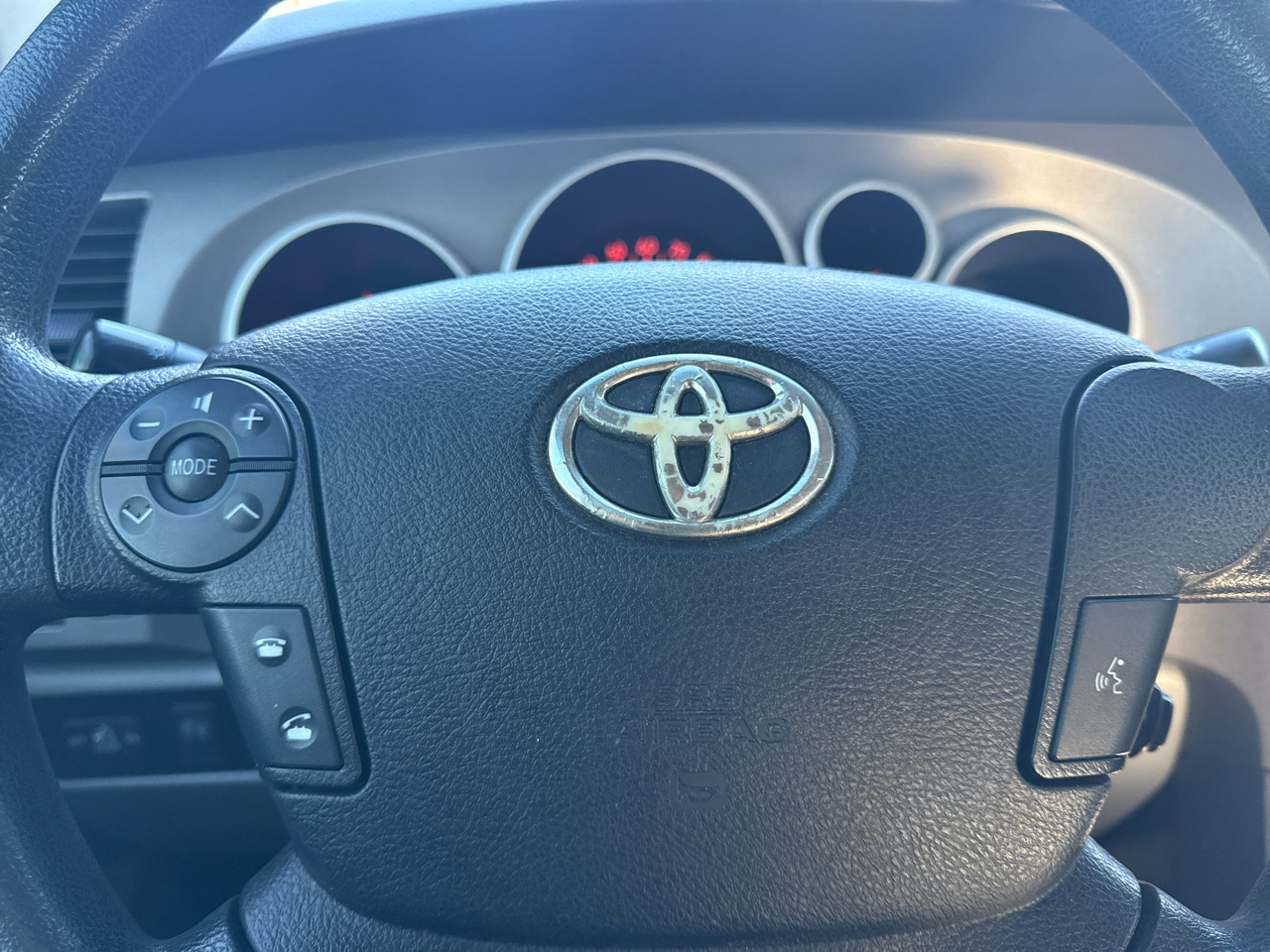 Toyota Tundra Tundra-Grade CrewMax 4.6L 2WD 2012