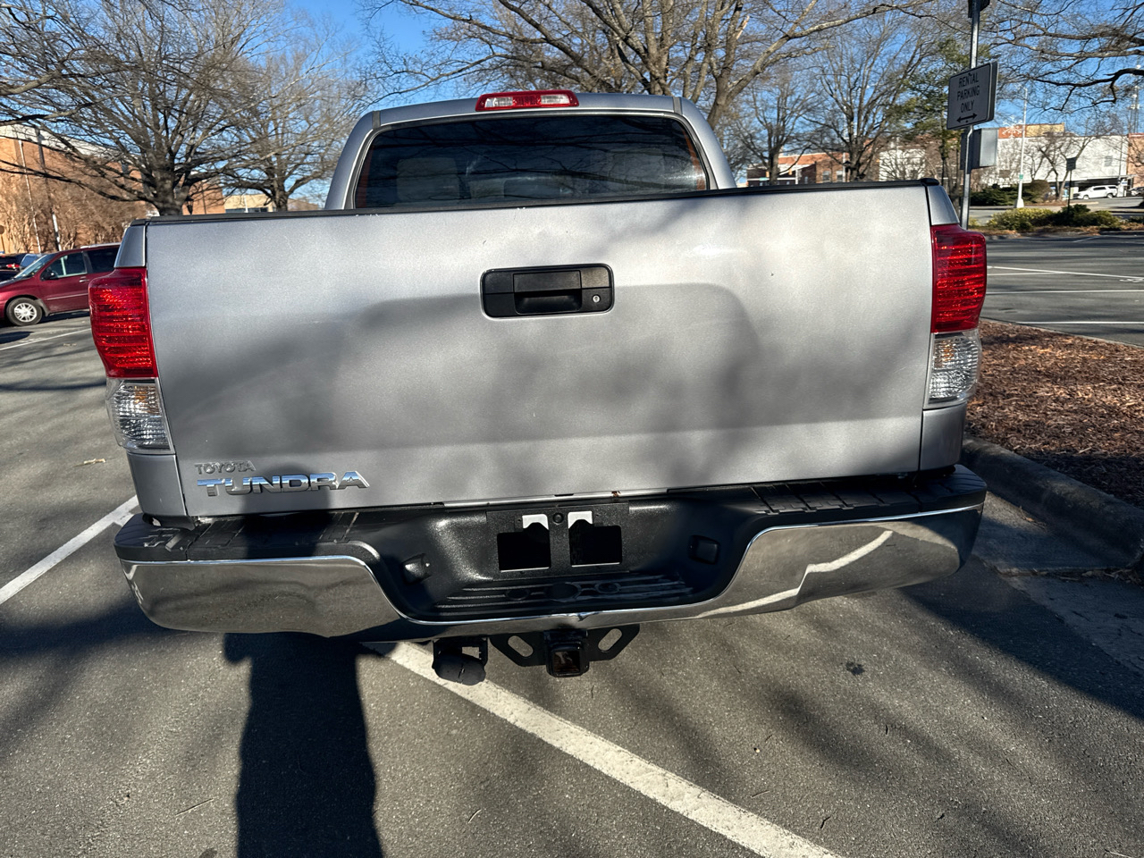 Toyota Tundra Tundra-Grade CrewMax 4.6L 2WD 2012