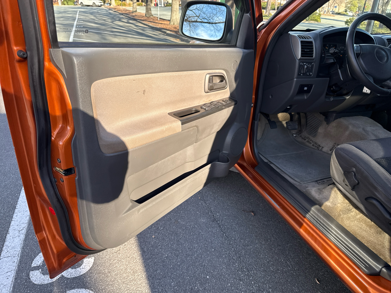 GMC Canyon SLE Crew Cab 2WD 2005