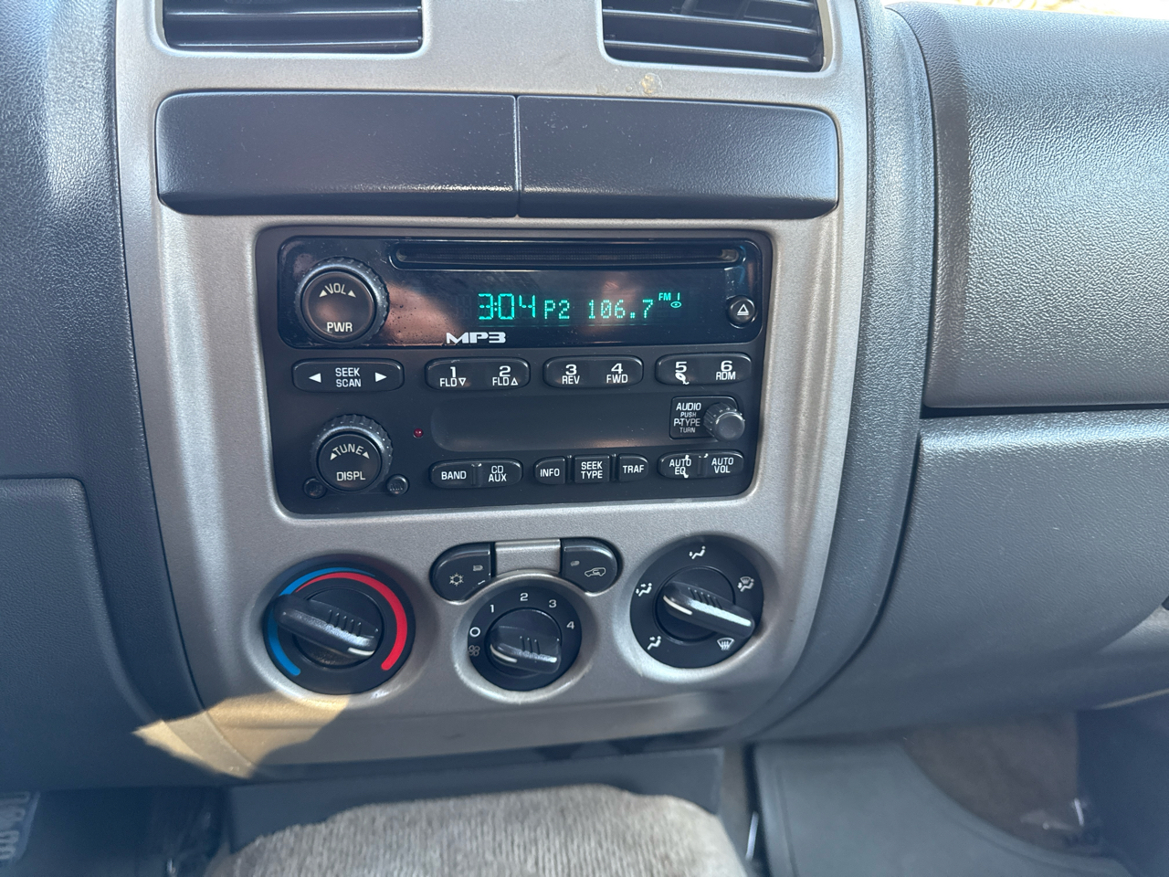 GMC Canyon SLE Crew Cab 2WD 2005