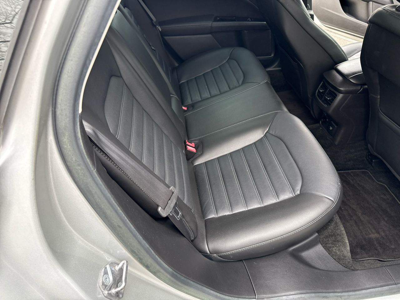 Ford Fusion Hybrid SE 2016