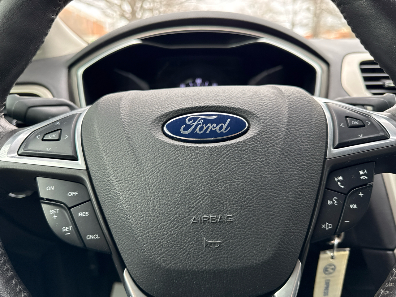 Ford Fusion Hybrid SE 2016