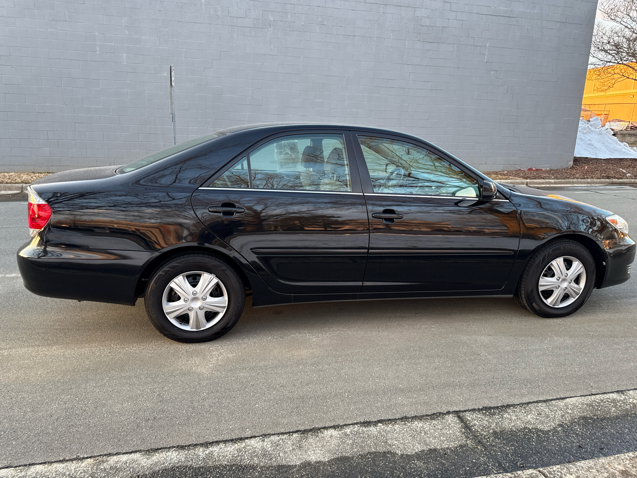 Toyota Camry LE 2005
