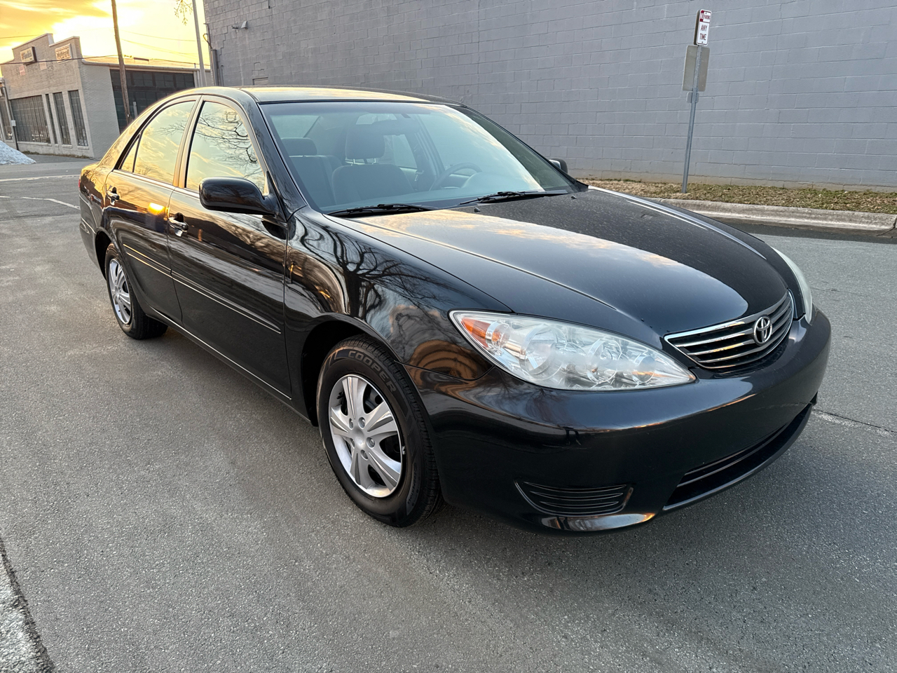 Toyota Camry LE 2005