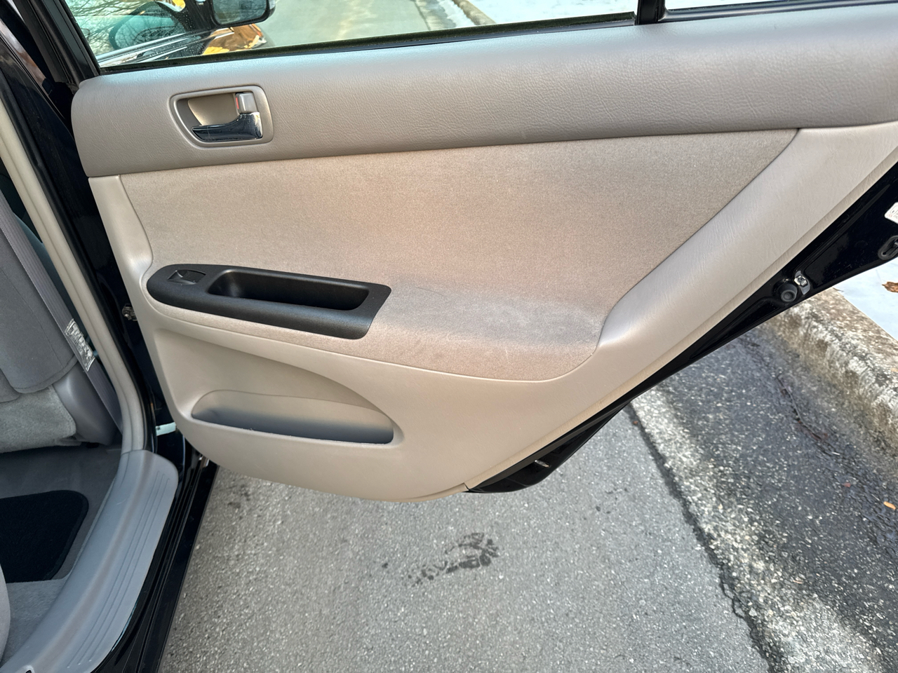 Toyota Camry LE 2005