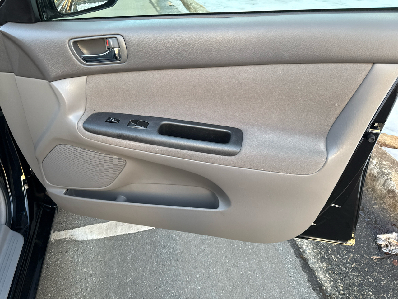 Toyota Camry LE 2005