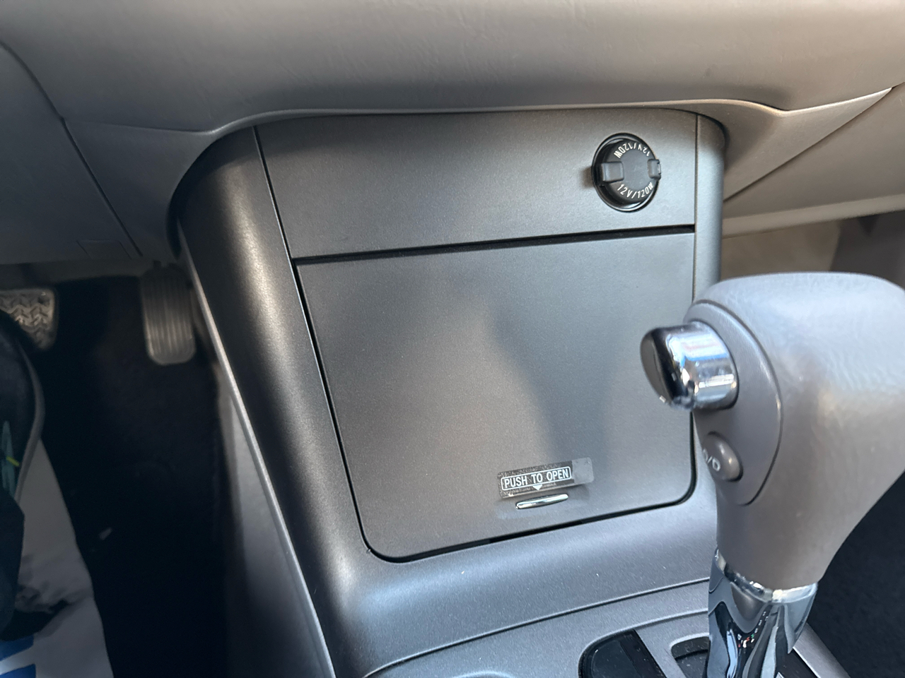 Toyota Camry LE 2005