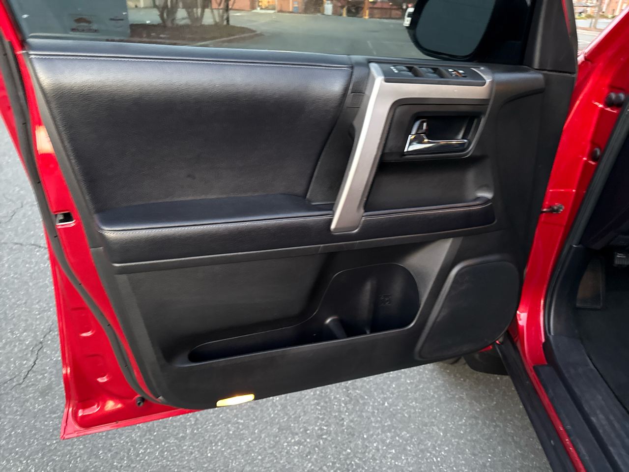 Toyota 4Runner SR5 2WD 2019