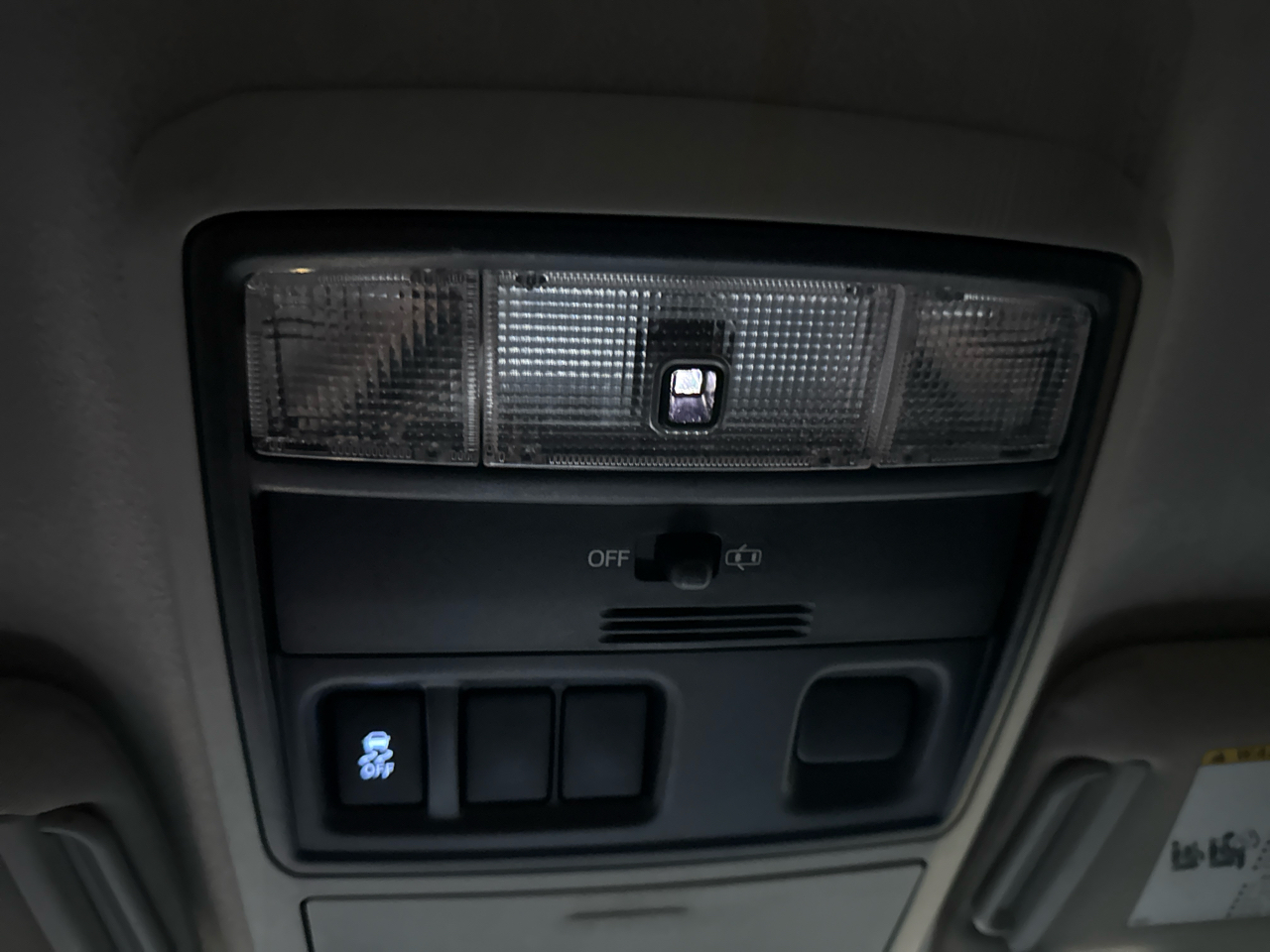 Toyota 4Runner SR5 2WD 2019