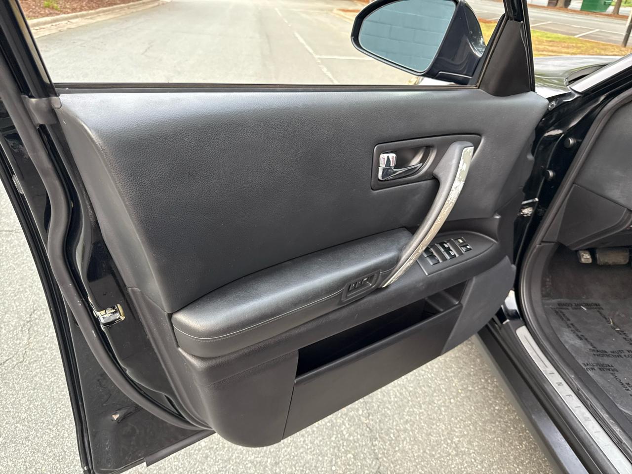 Infiniti FX FX35 2WD 2007