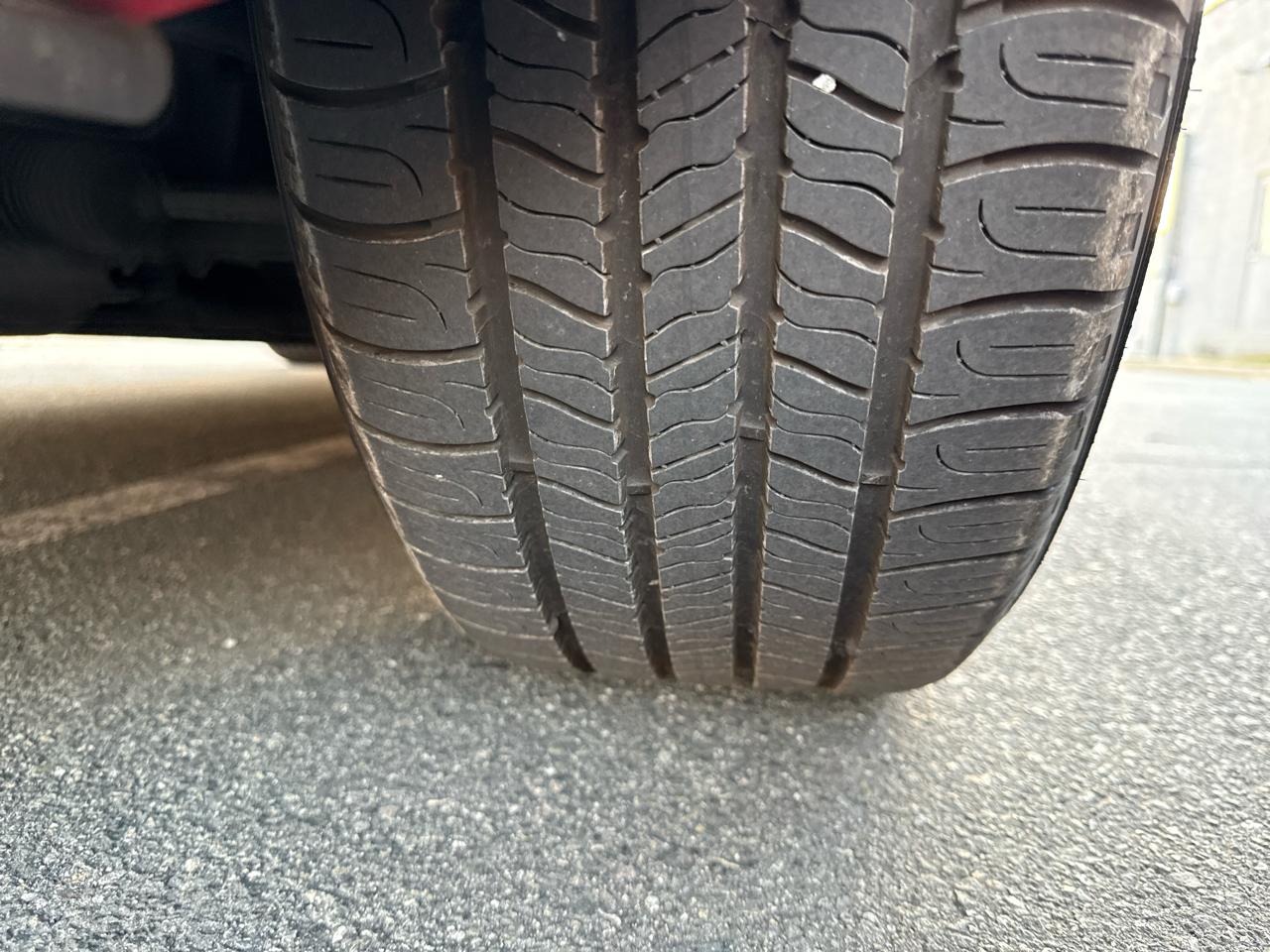 Ford Mustang V6 Deluxe Convertible 2005