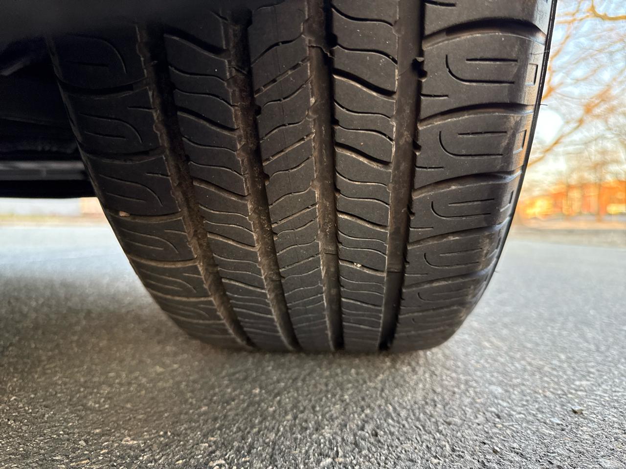 Ford Mustang V6 Deluxe Convertible 2005