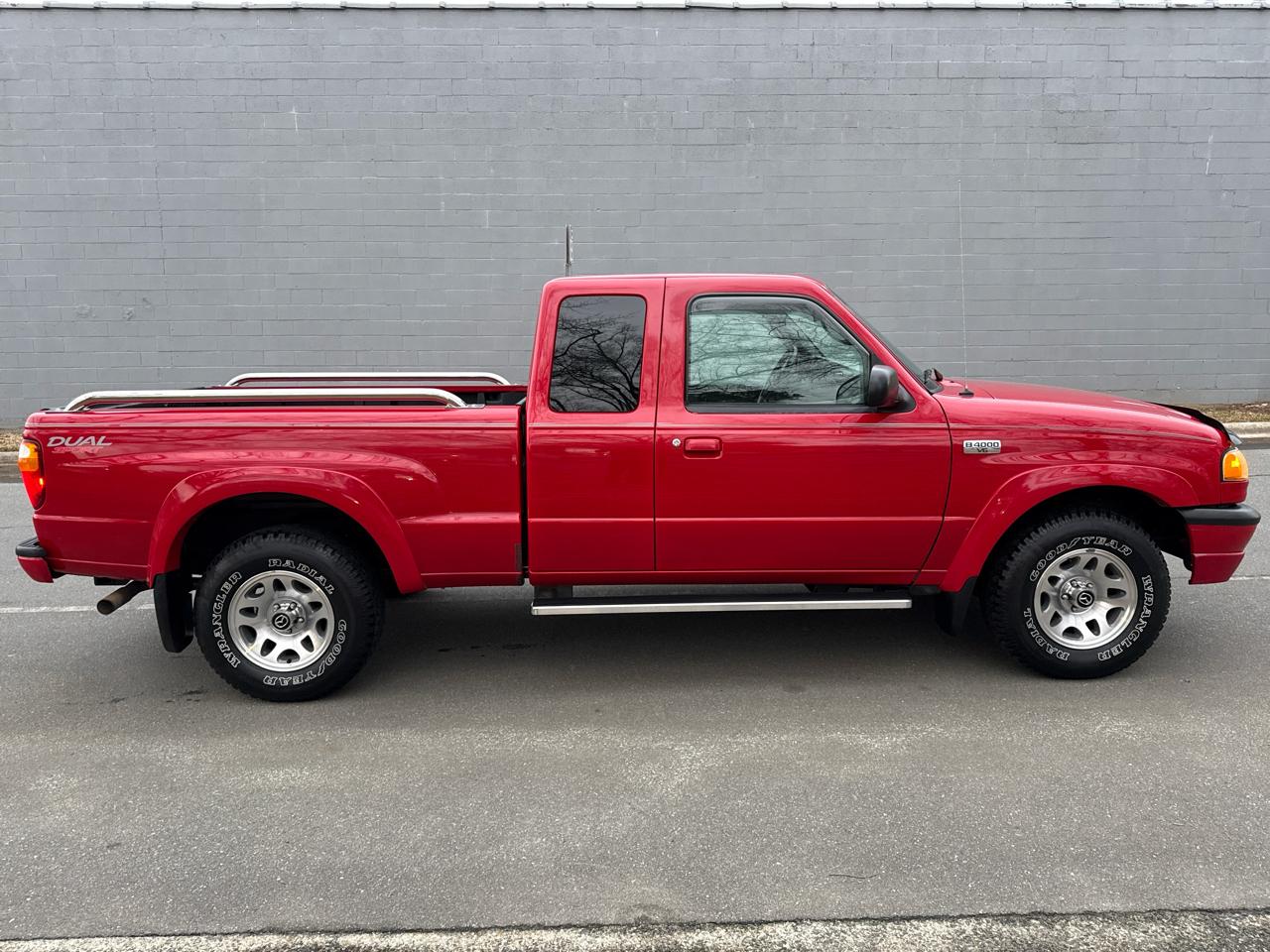 Mazda Truck B4000 Dual Sport 4 Cab Plus 2WD 2004