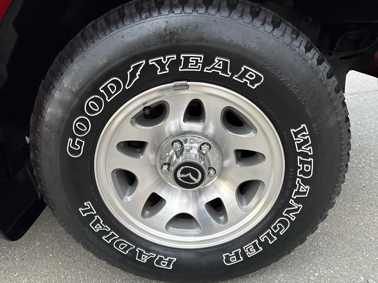 Mazda Truck B4000 Dual Sport 4 Cab Plus 2WD 2004