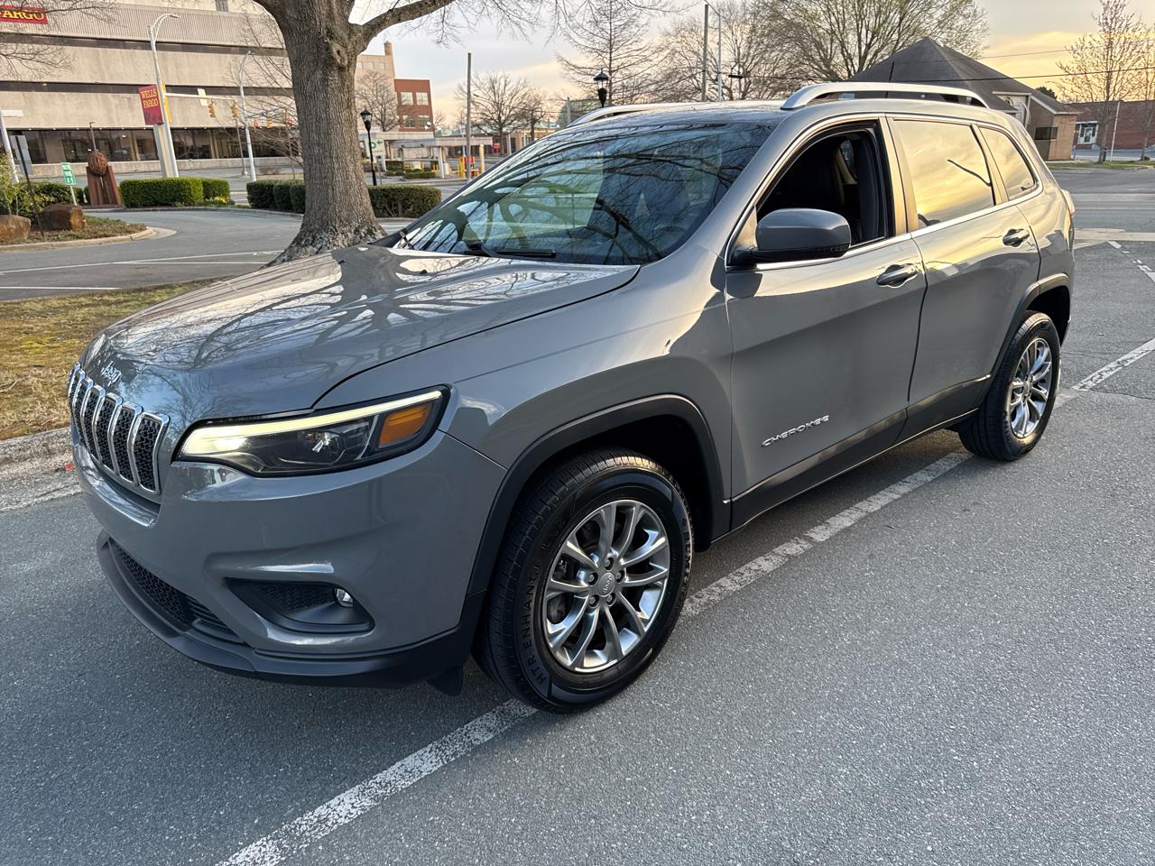 2019 Jeep Cherokee Latitude Plus 4WD