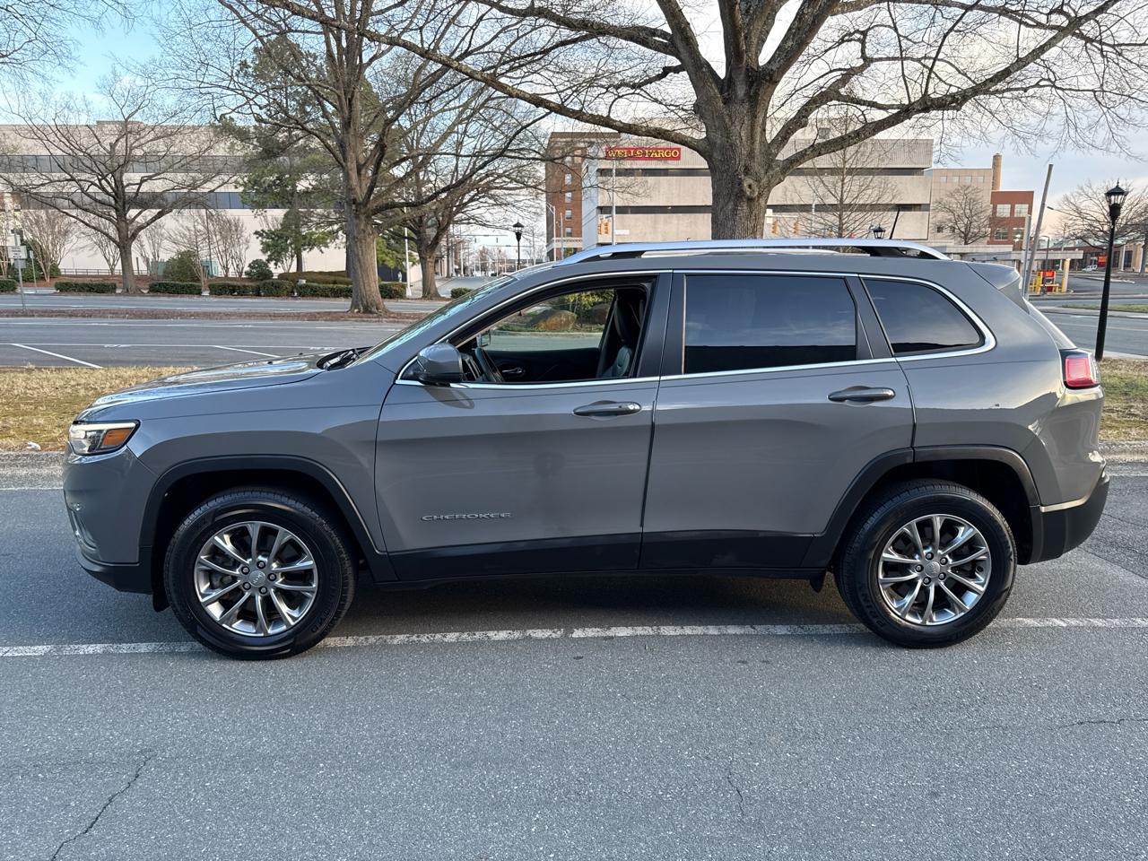 Jeep Cherokee Latitude Plus 4WD 2019