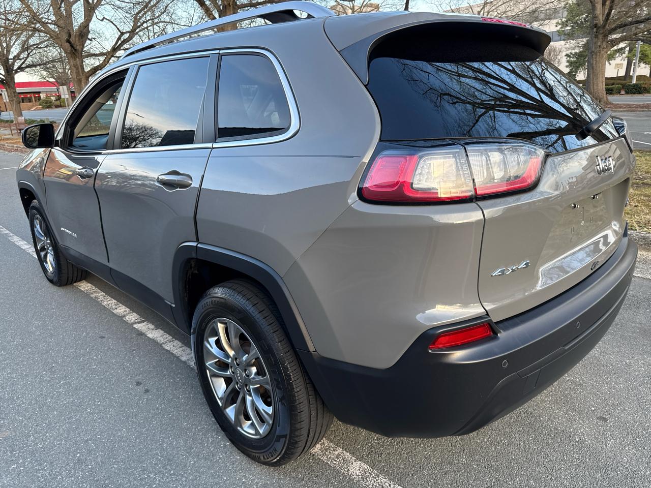 Jeep Cherokee Latitude Plus 4WD 2019