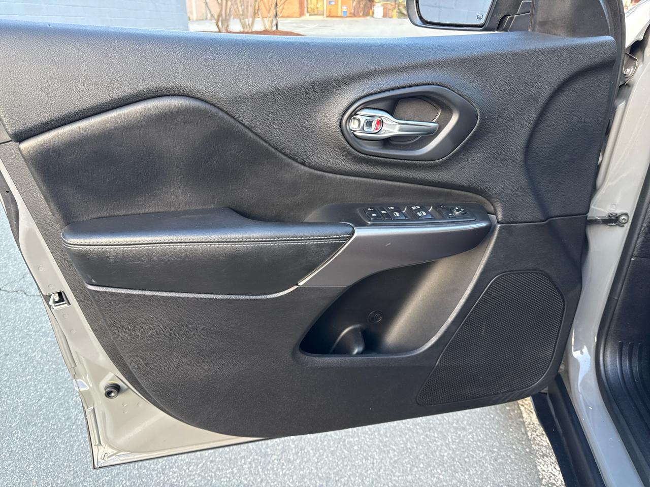 Jeep Cherokee Latitude Plus 4WD 2019