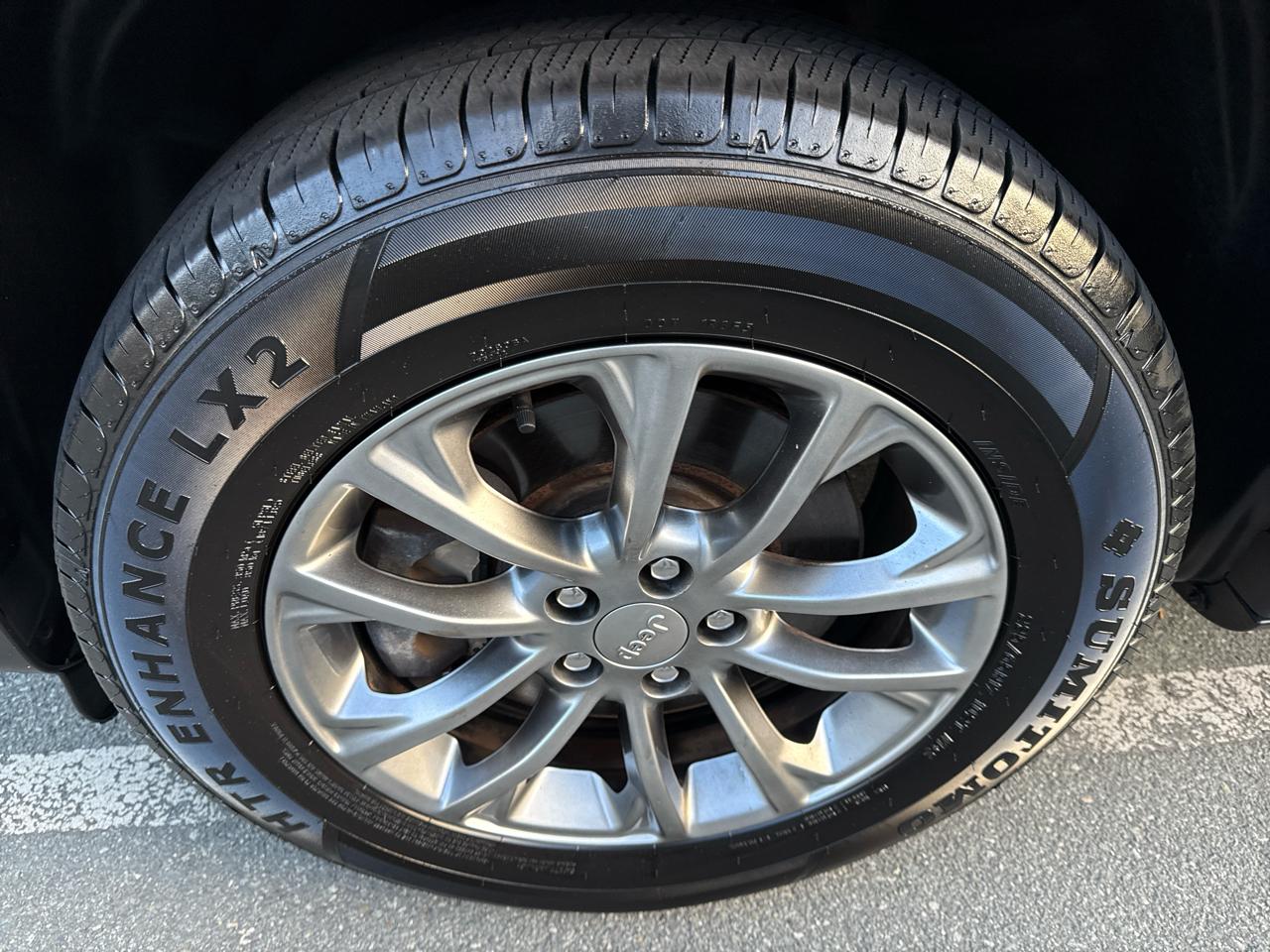 Jeep Cherokee Latitude Plus 4WD 2019