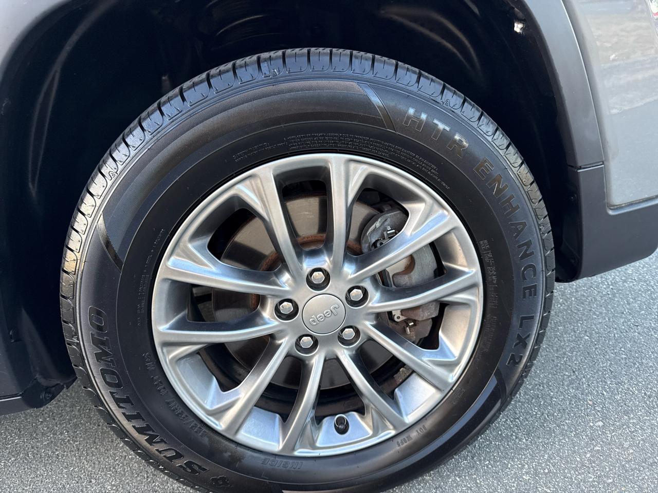 Jeep Cherokee Latitude Plus 4WD 2019