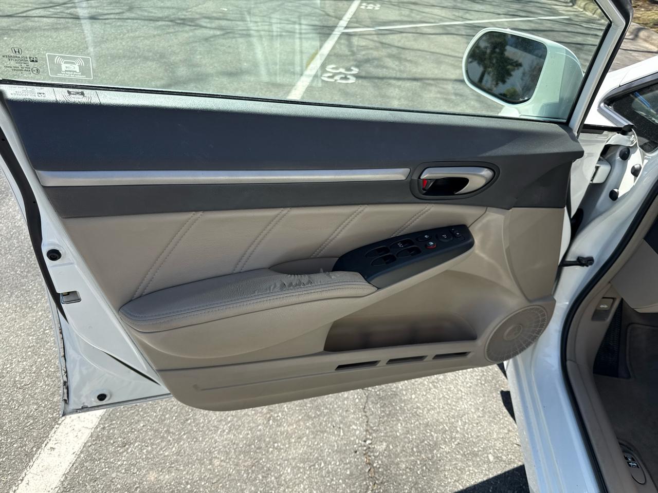 Honda Civic EX-L Sedan 5-Speed AT 2009