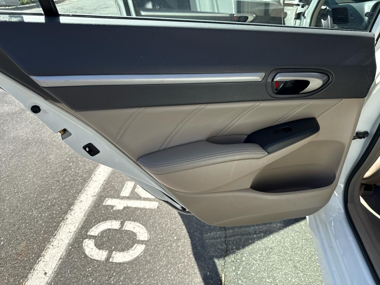 Honda Civic EX-L Sedan 5-Speed AT 2009