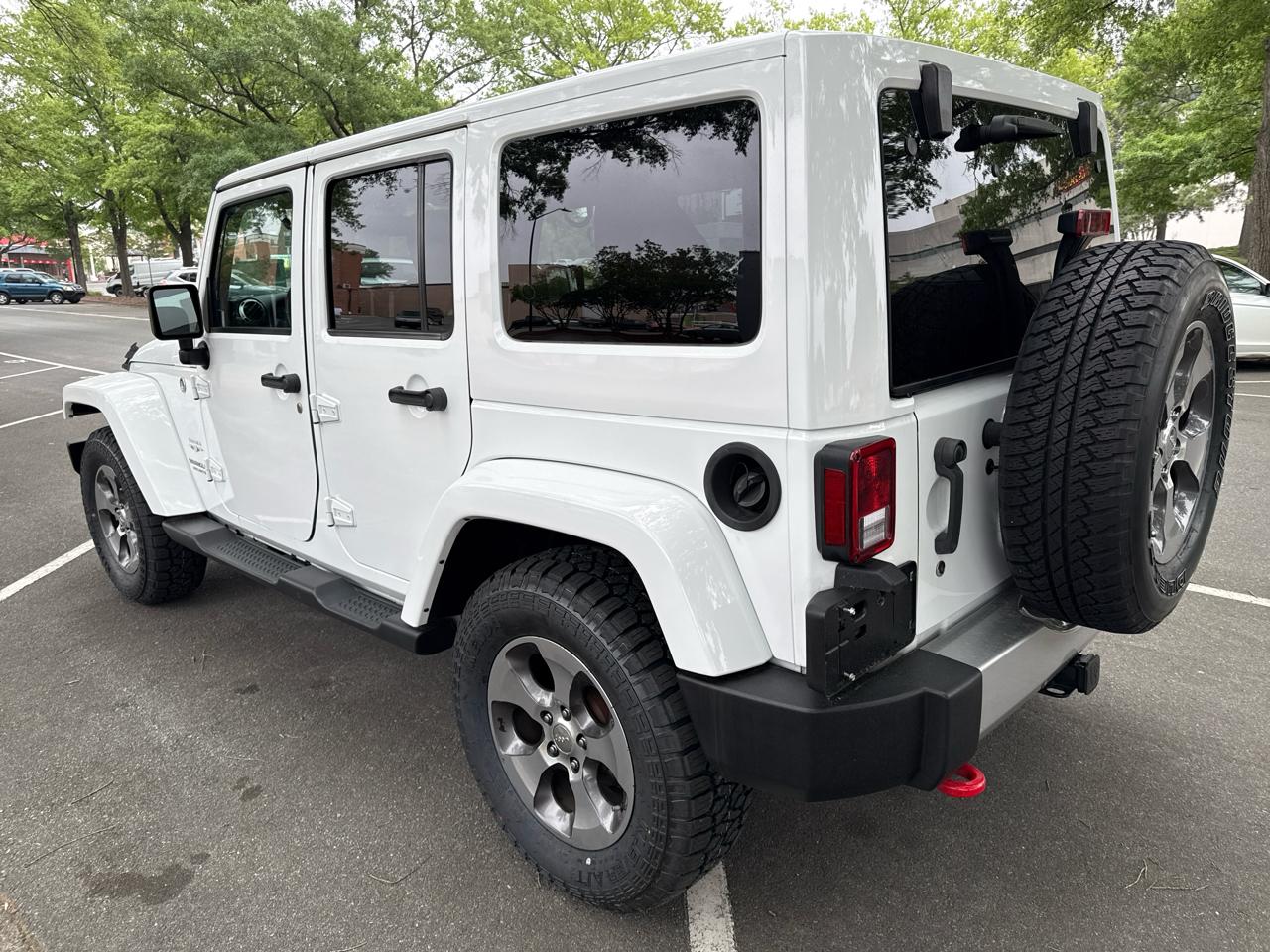 Jeep Wrangler Unlimited Sahara 4WD 2017