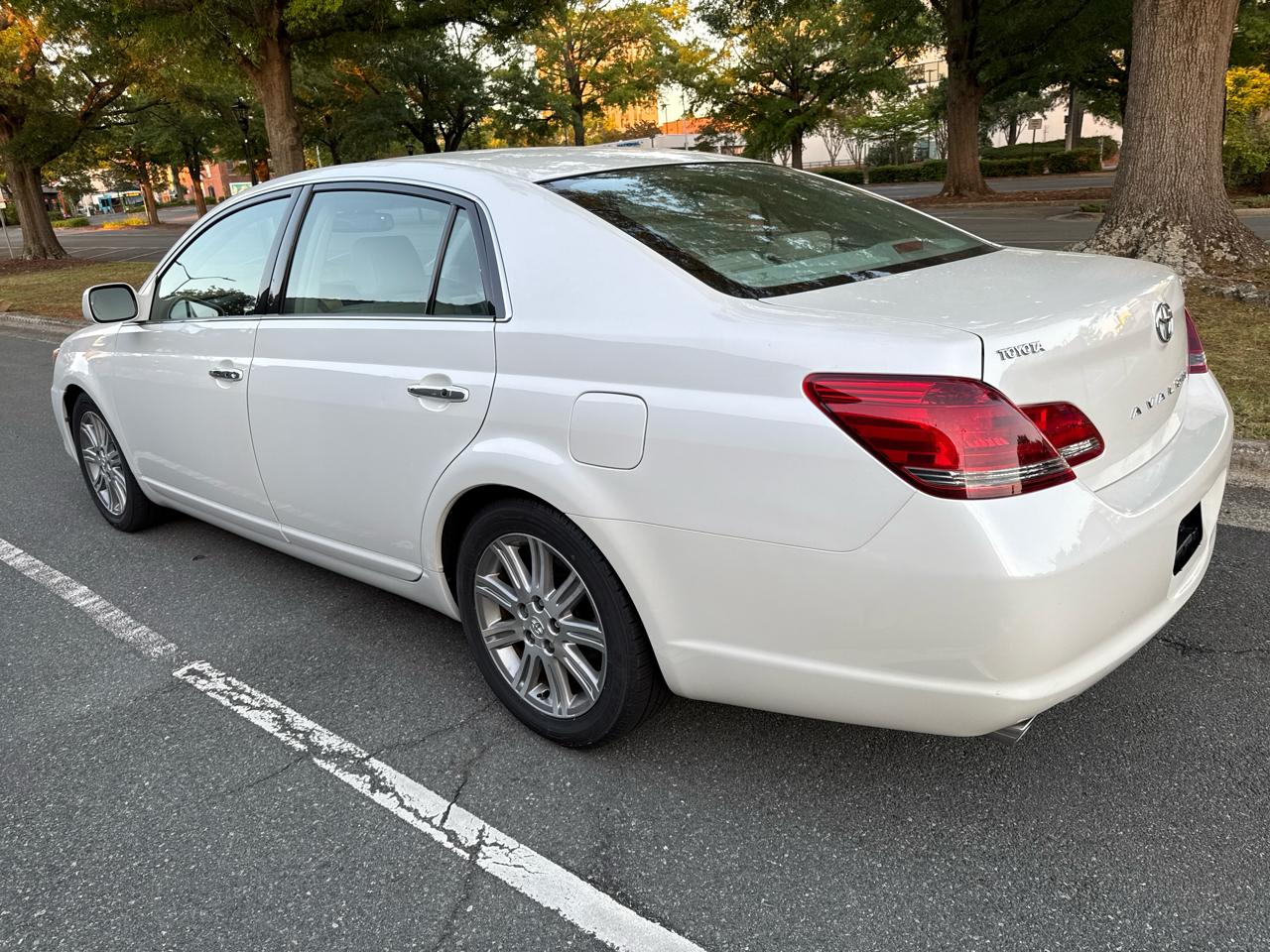 Toyota Avalon Limited 2008